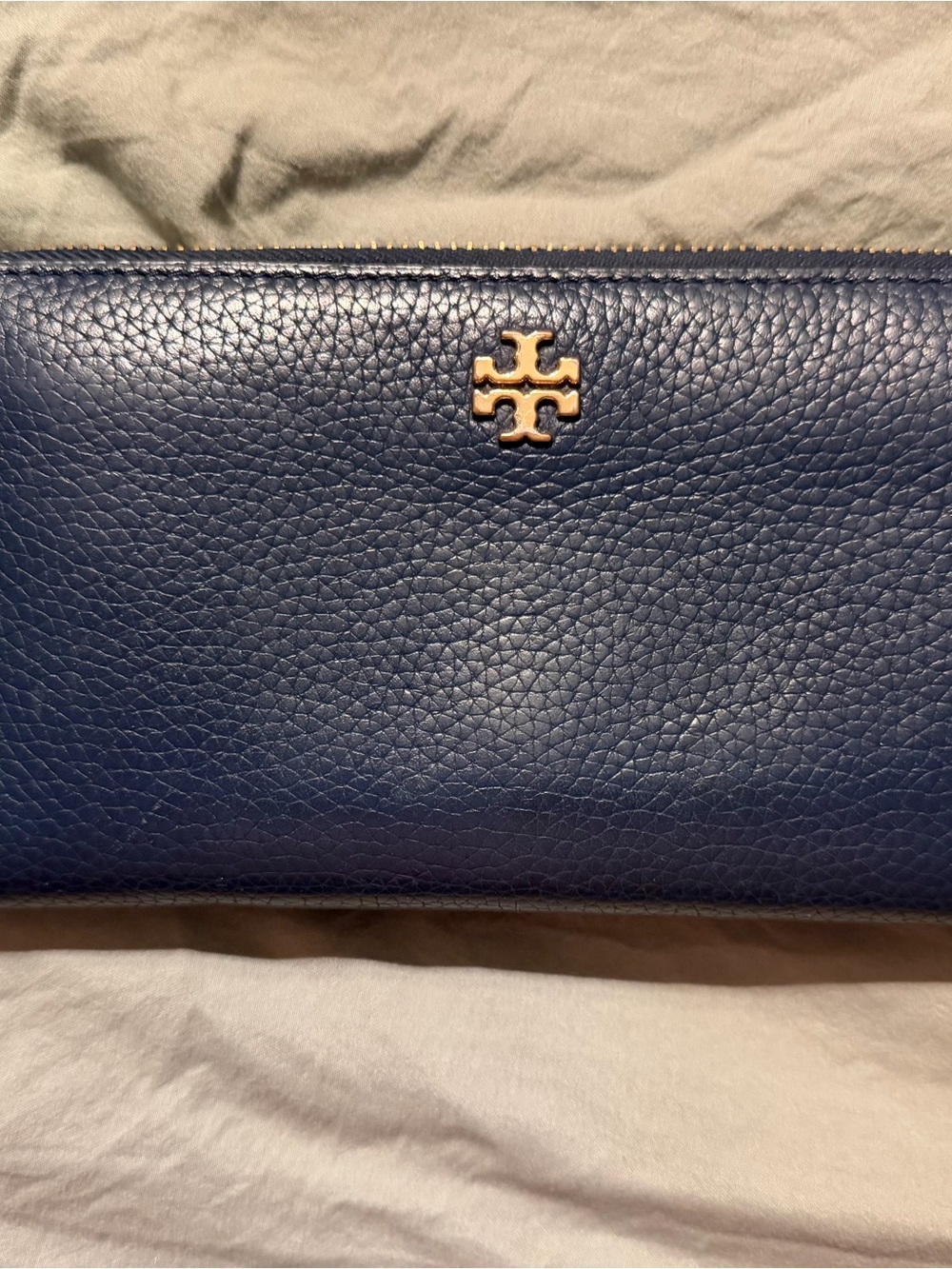 Tory Burch Pebbled Navy Leather Zip Wallet with Gold Logo